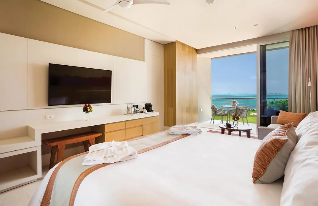 Dreams Vista Cancun Golf & Spa Resort-1