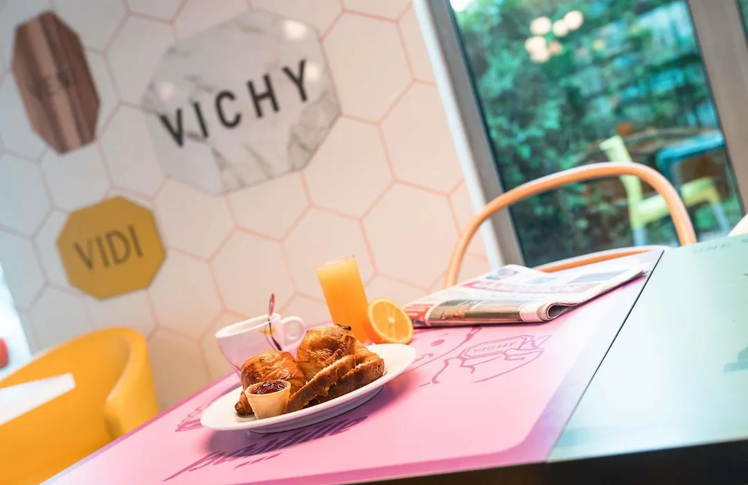 Hôtel ibis Styles Vichy Centre-1
