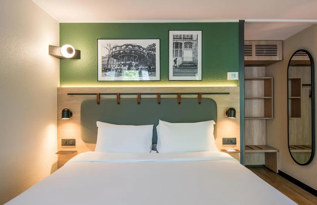 Kyriad Direct Marseille Ouest - Martigues-1