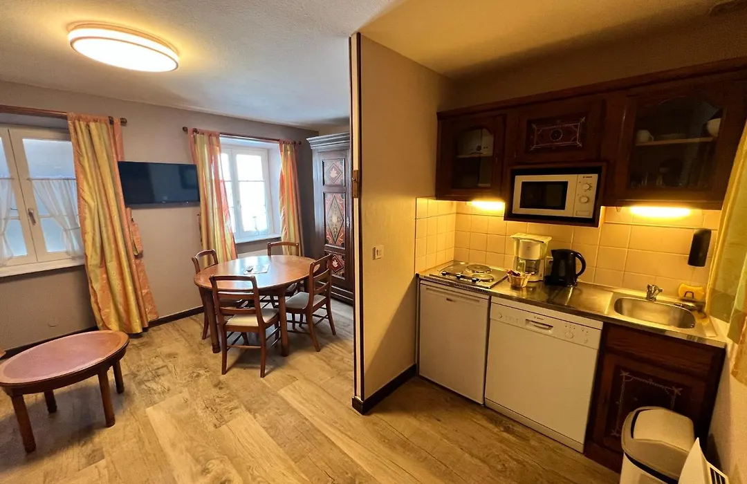 La Cour du Bailli Suites&Spa-1