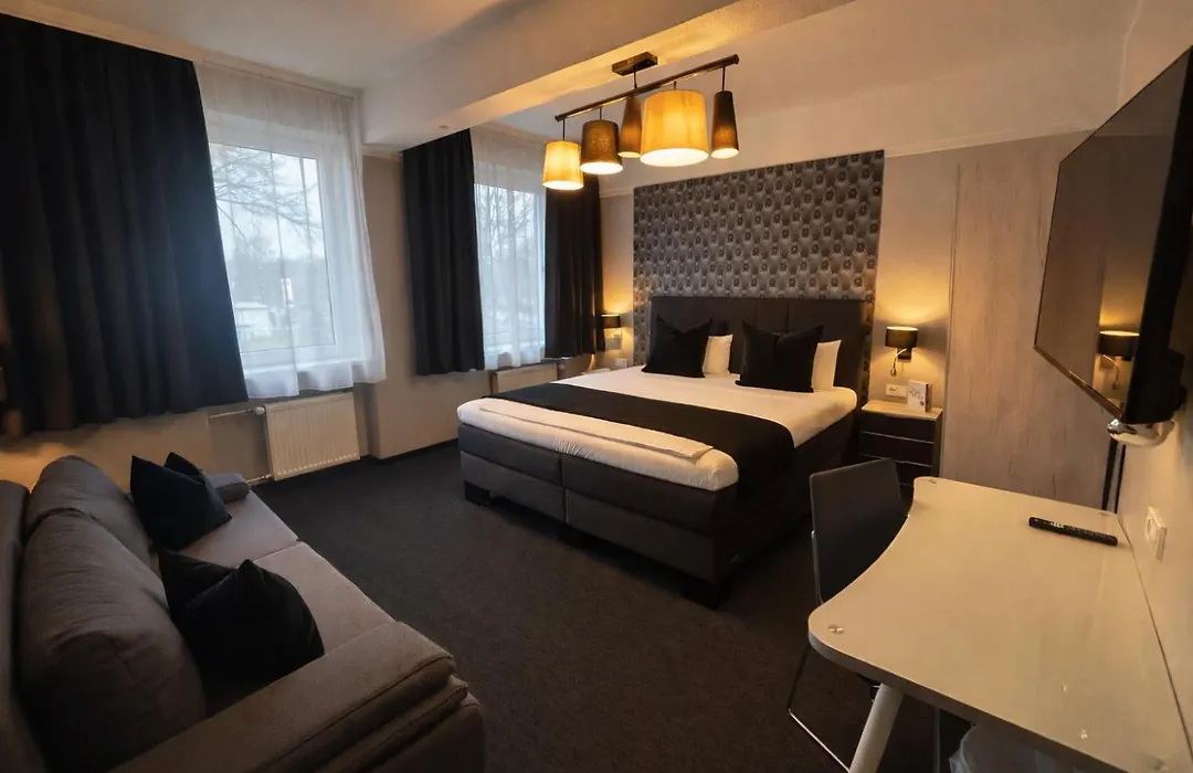 Arena Hotel-1