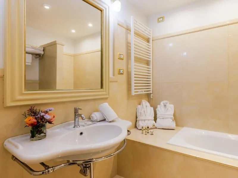 Hotel De Paris Sanremo-1