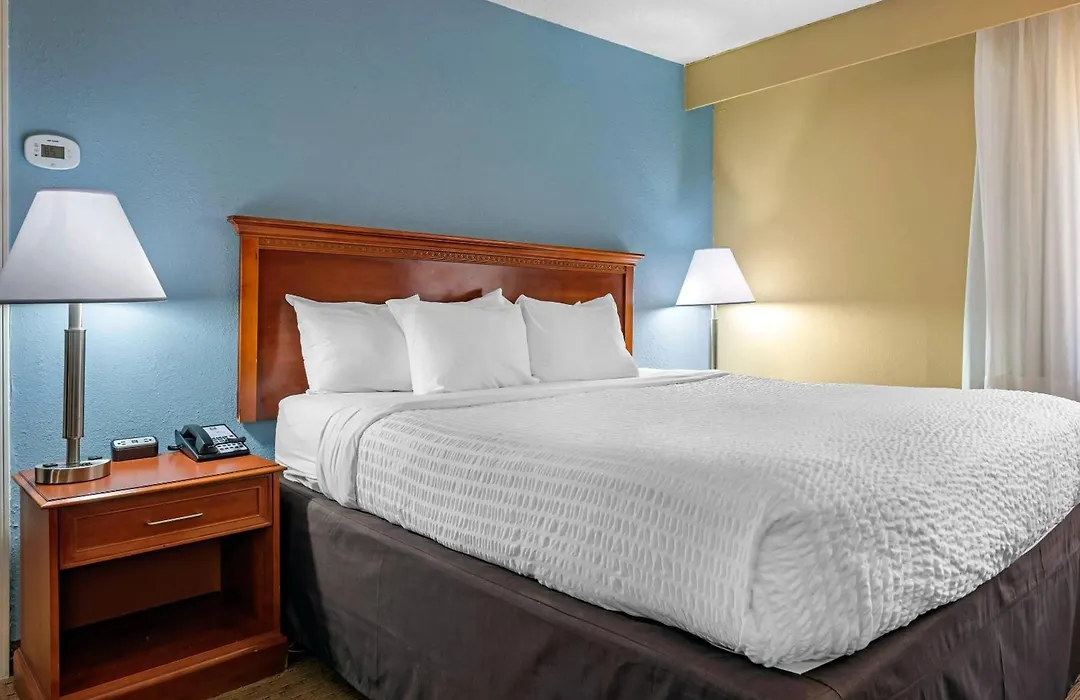 Clarion Hotel Conference Center Lexington North-1