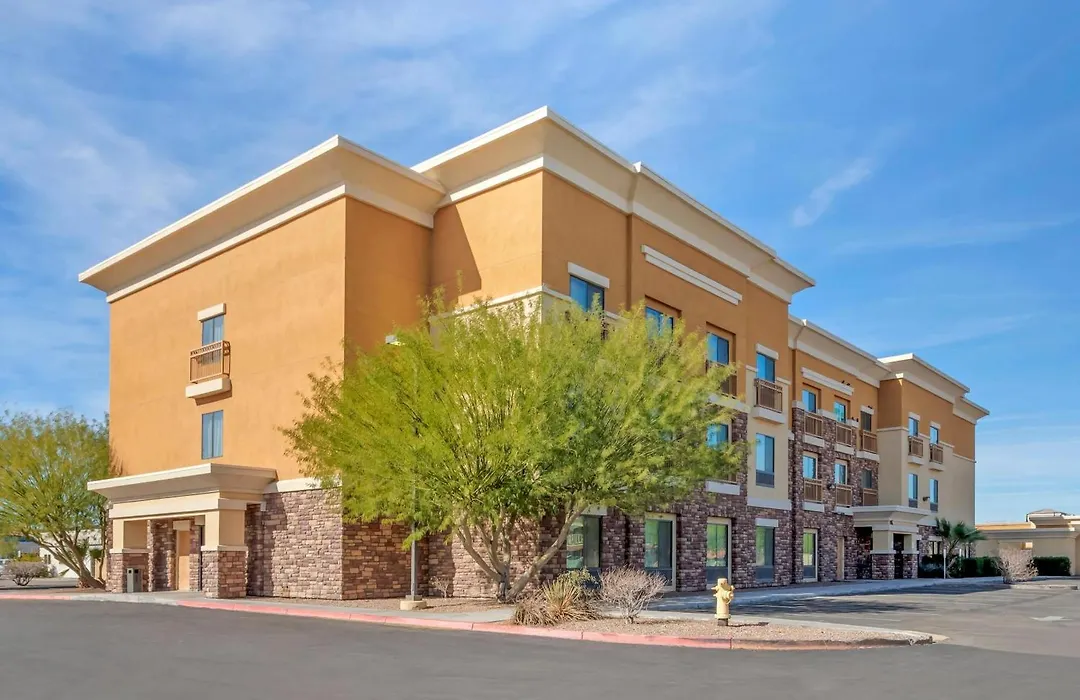 Comfort Suites Blythe-1