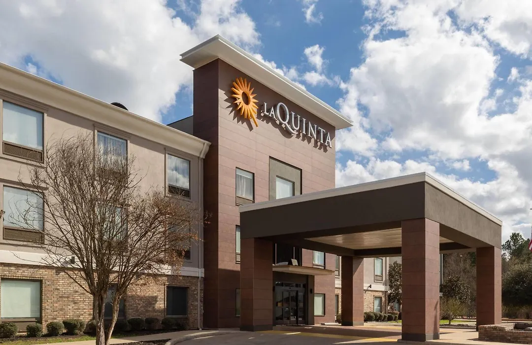 La Quinta Inn & Suites Nacogdoches-1