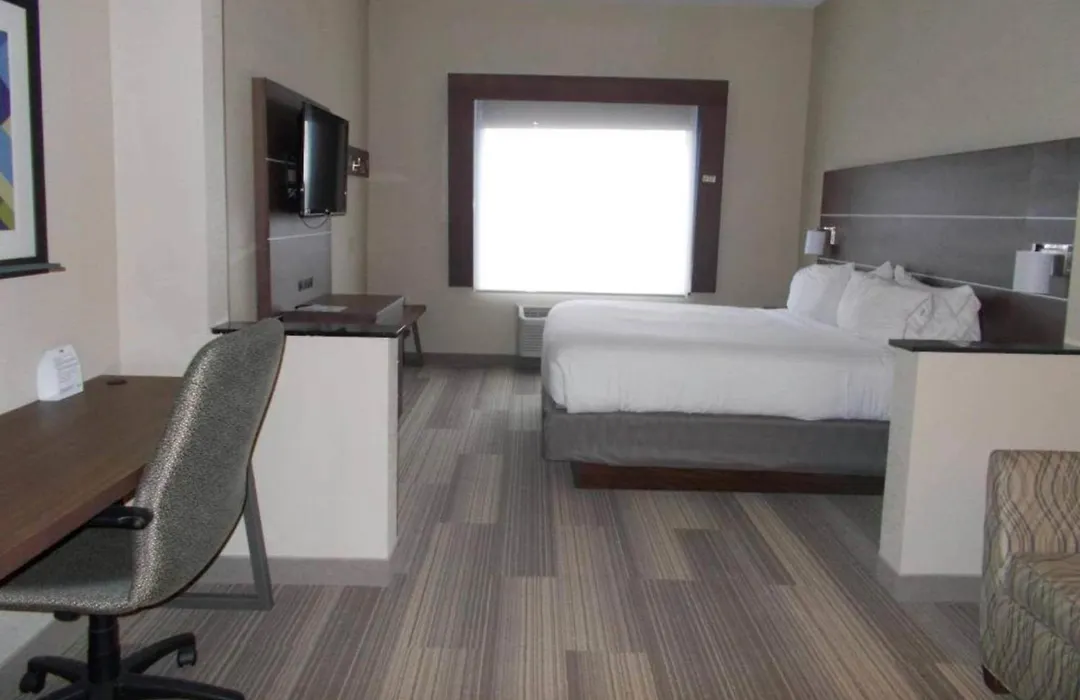 Comfort Inn & Suites Miami - Route 66-1