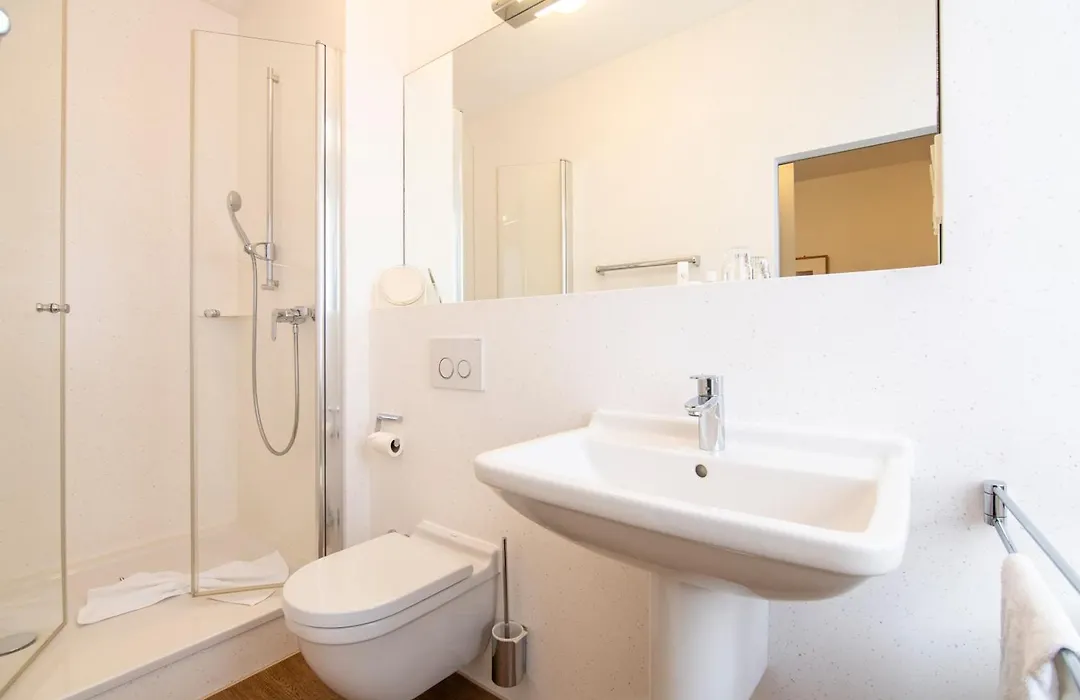 Hotel Zur Traube-1