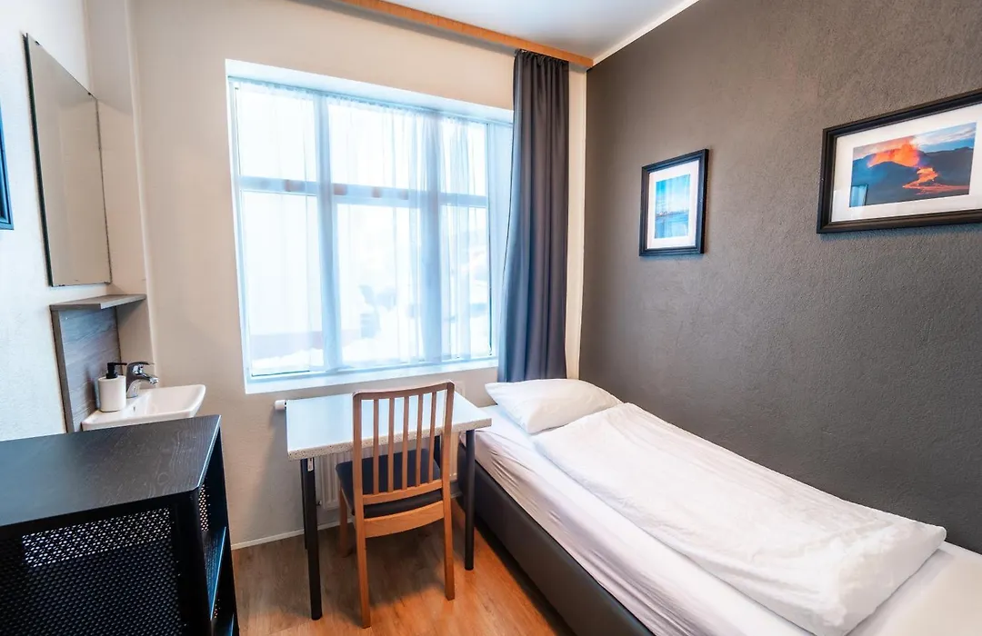 Guesthouse Aurora-1