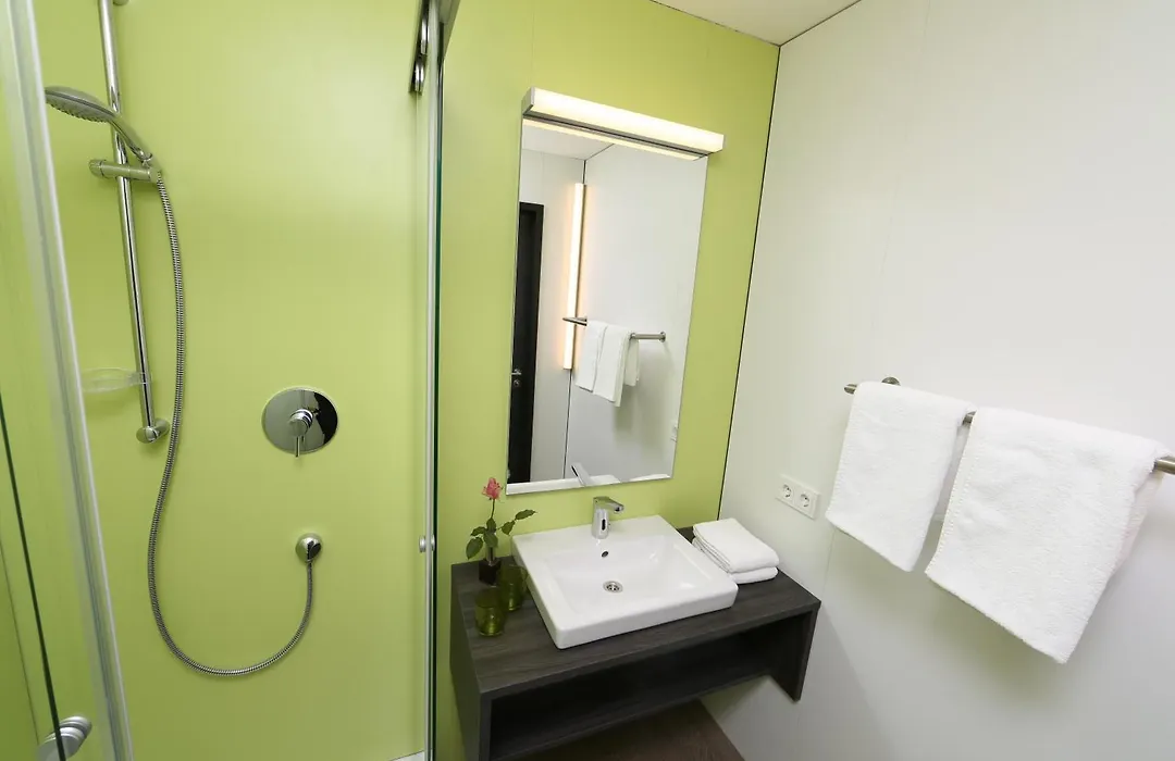 Economy-Hotel-1