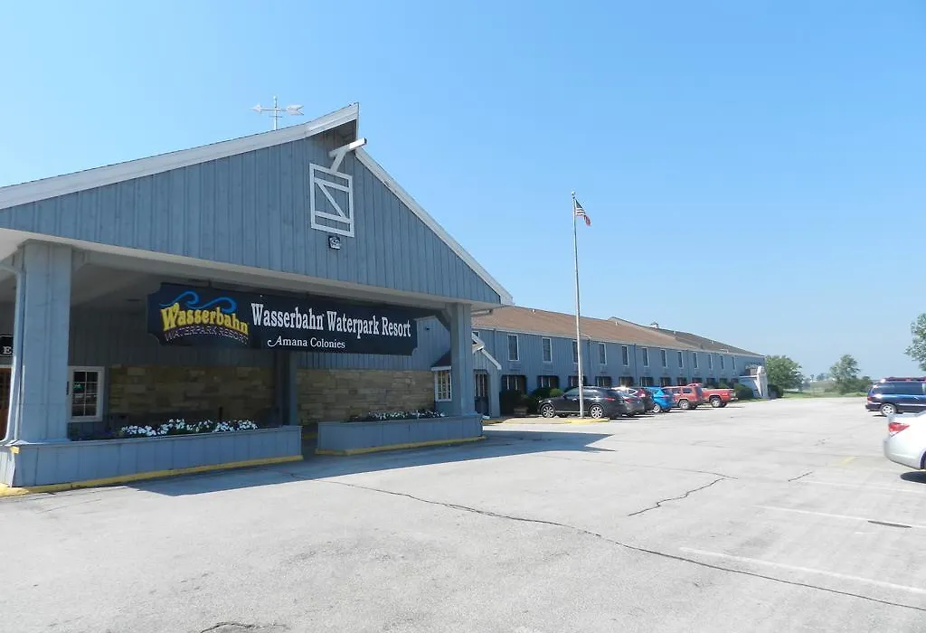 Ramada By Wyndham Williamsburg And Wasserbahn Waterpark-1