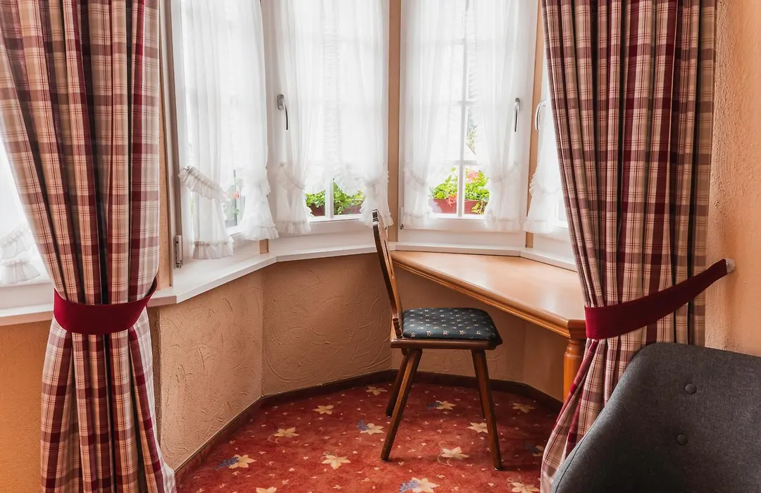 AKZENT Hotel Berg's Alte Bauernschänke- Wellness und Wein-1