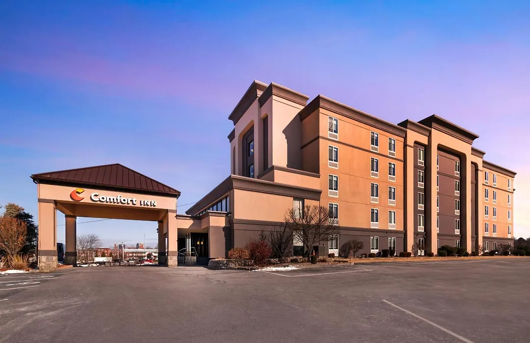Comfort Inn Manchester Airport-1