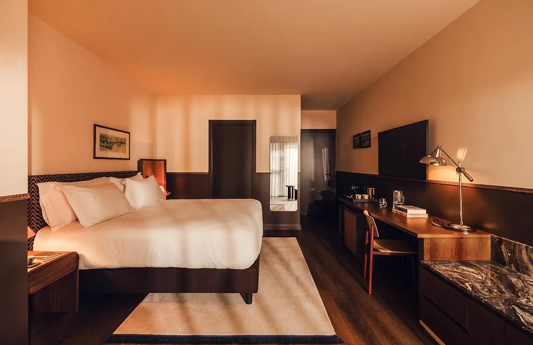 Aethos Hotel Milan-1