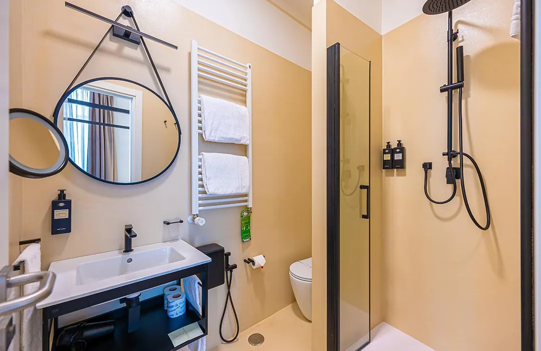 Four Rivers Suites-1