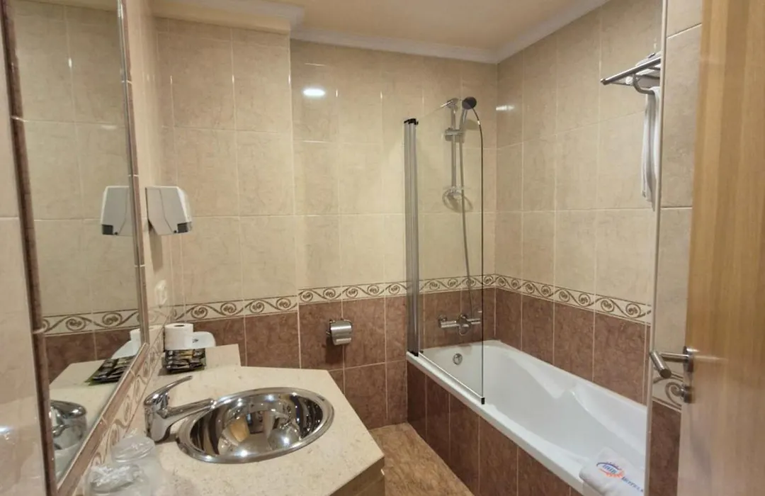 Hotel Hhb Pontevedra Confort-1
