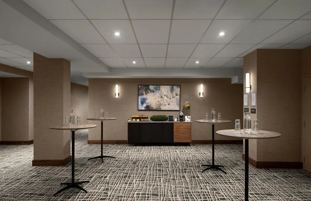 Ac Hotel By Marriott Old Montreal-1
