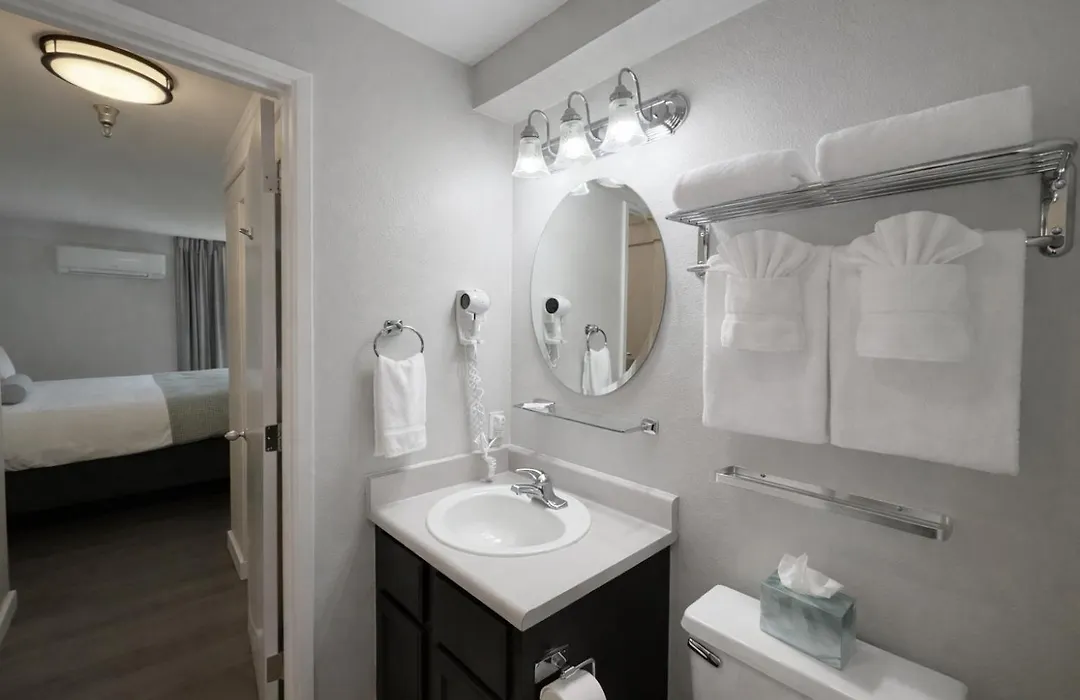 Friday Harbor Suites-1