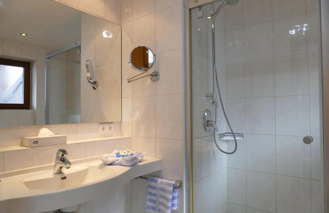 Altstadthotel "Zum Hechten"-1