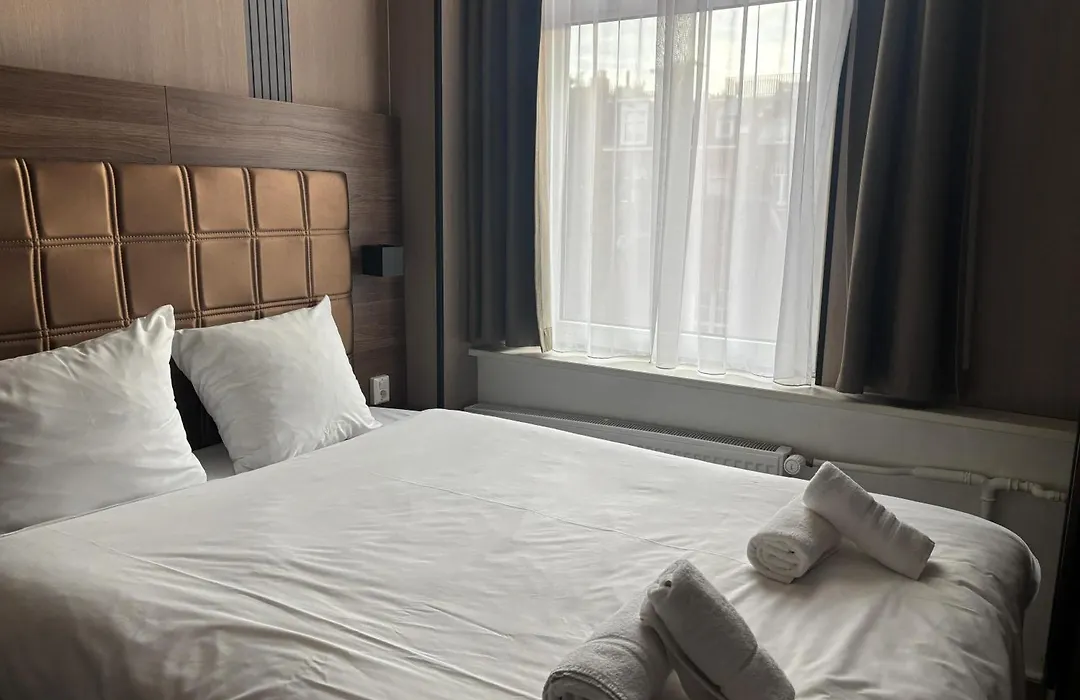 Aadam Wilhelmina Hotel-1