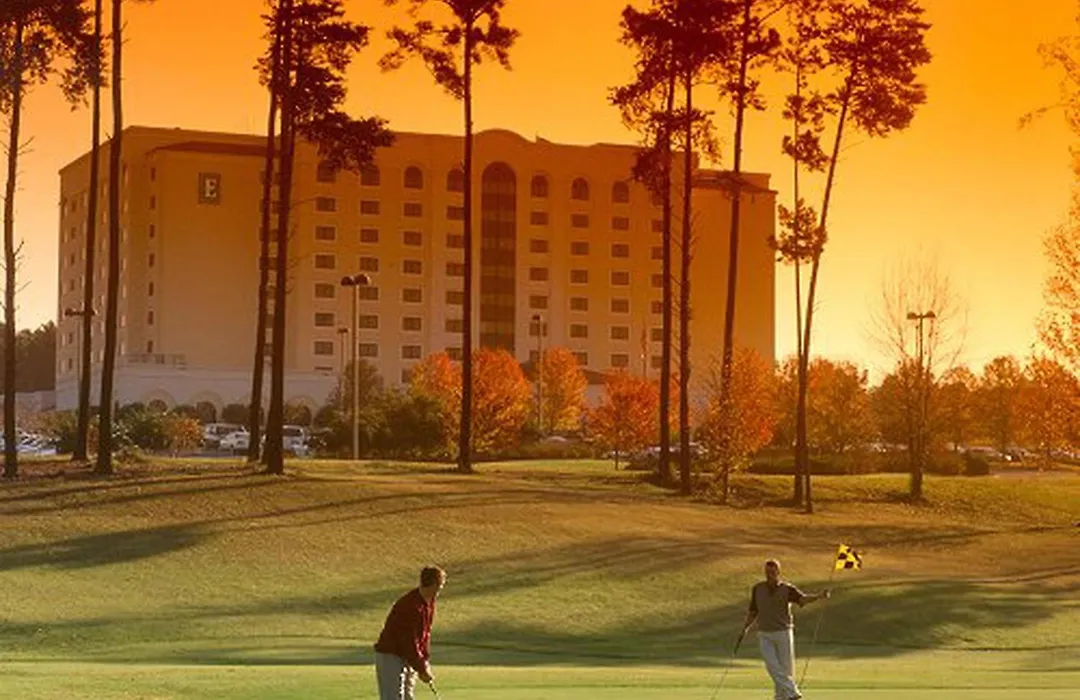 Embassy Suites Greenville Golf Resort & Conference Center-1