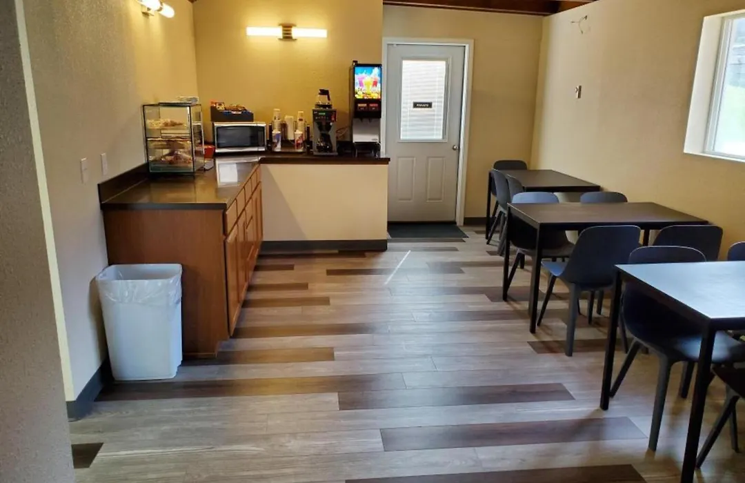 Bristlecone Motel-1