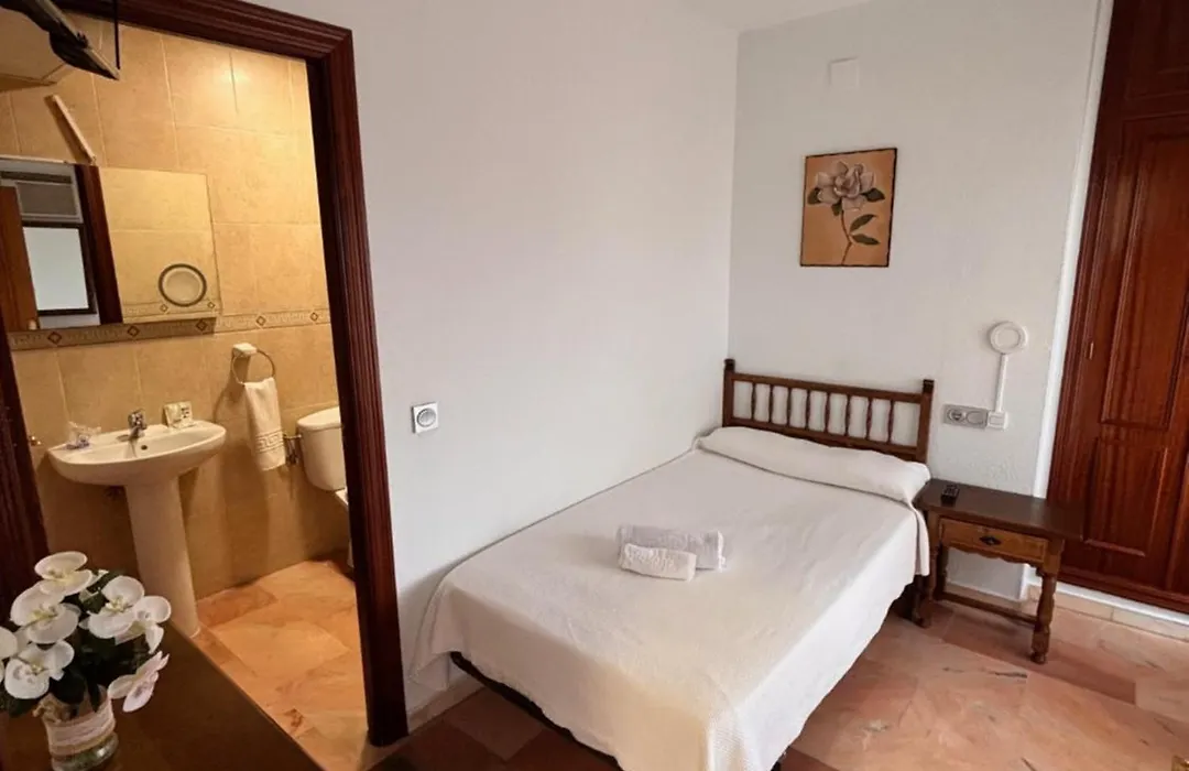 Hostal Los Amigos-1