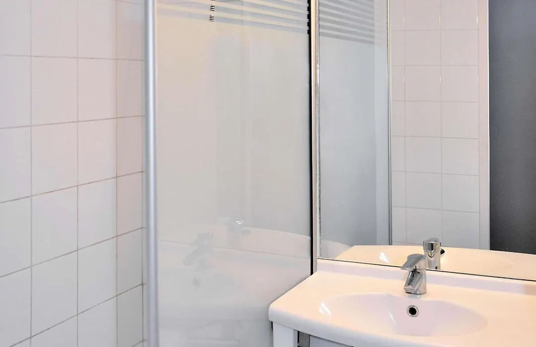 ibis budget Aubagne Paluds Agora-1