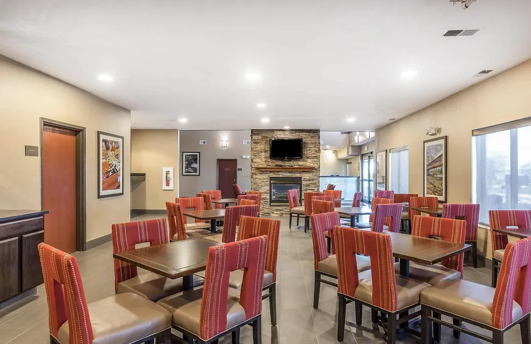Comfort Suites Fort Wayne North-1