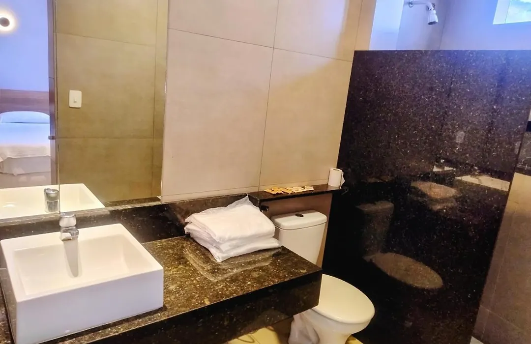 Real Hotel-1