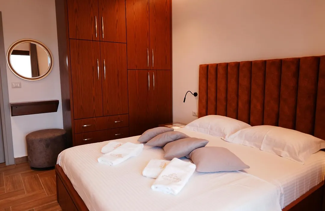 Hotel Lula Ksamil-1