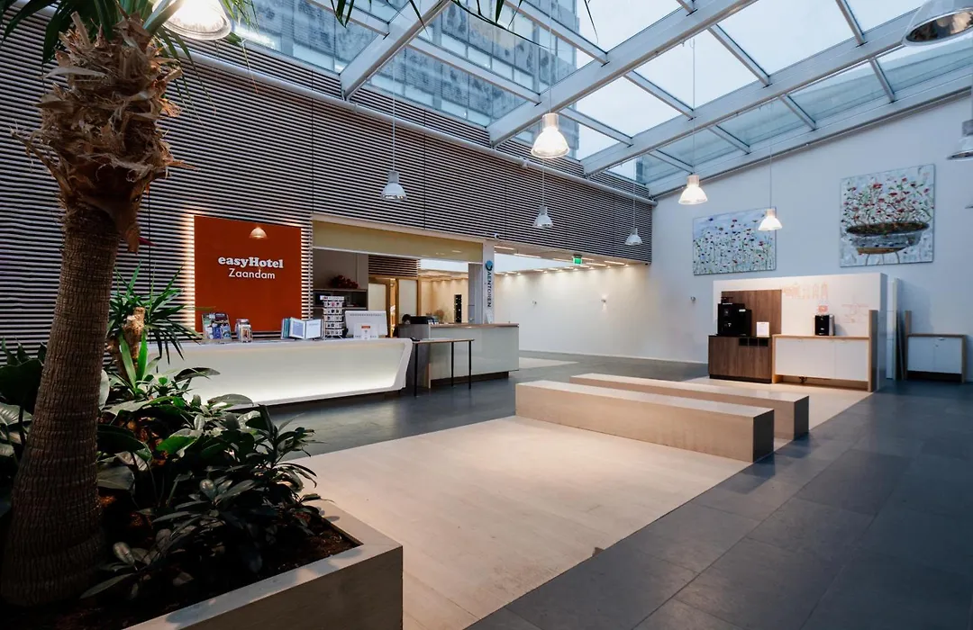 easyHotel Amsterdam Zaandam-1