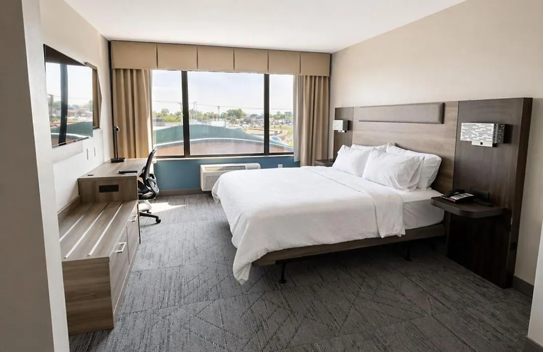 Holiday Inn Express Hotel & Suites Tipp City By Ihg-1