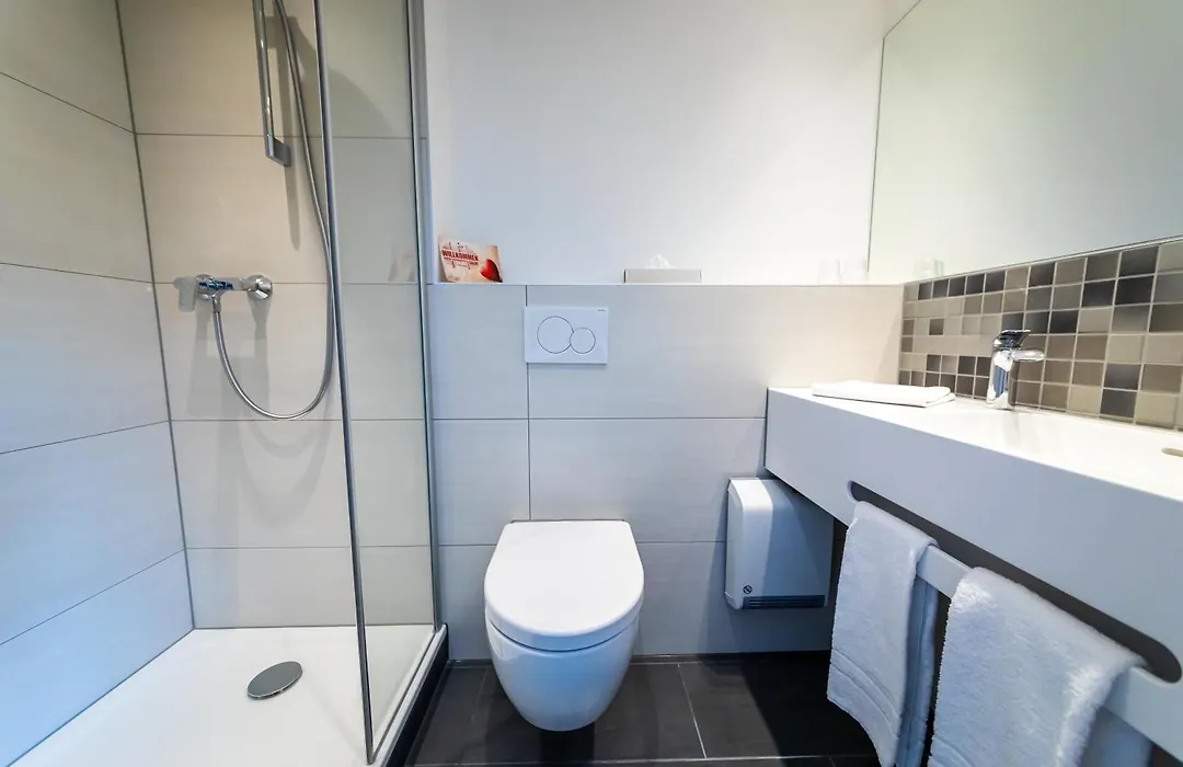 b-vier Hotel Bad Driburg-1