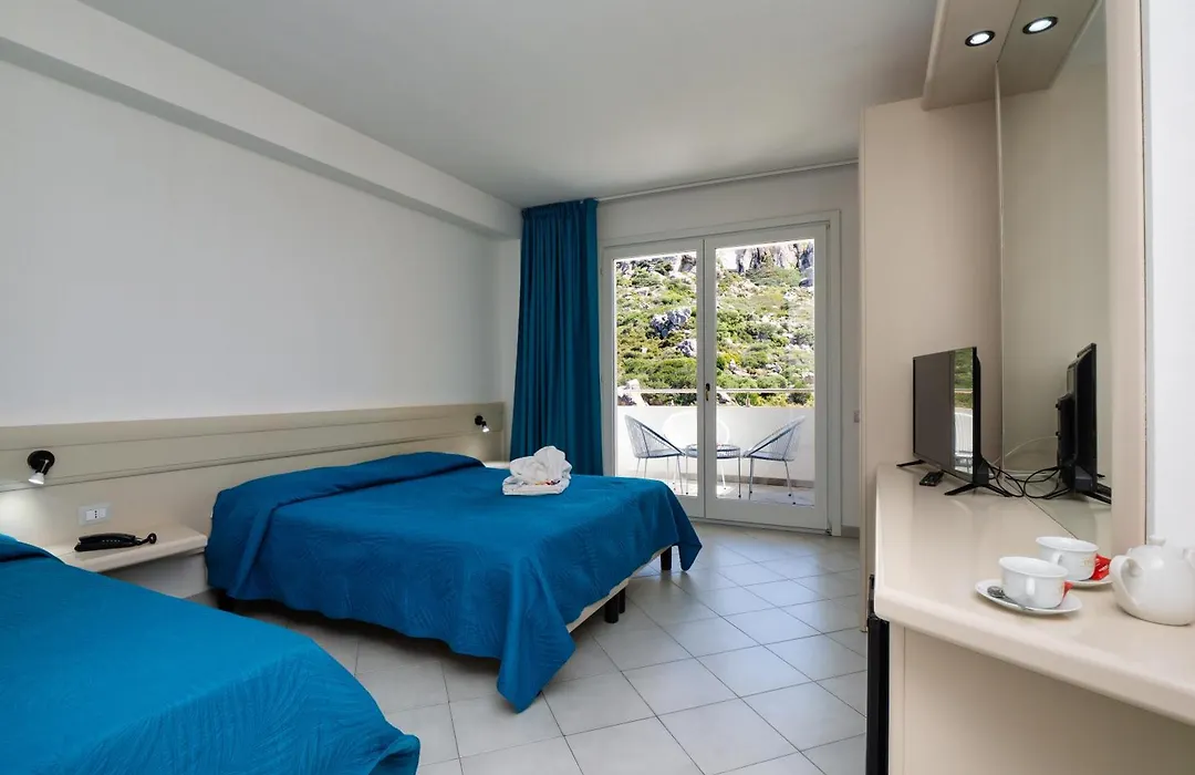 Hotel Miralonga-1