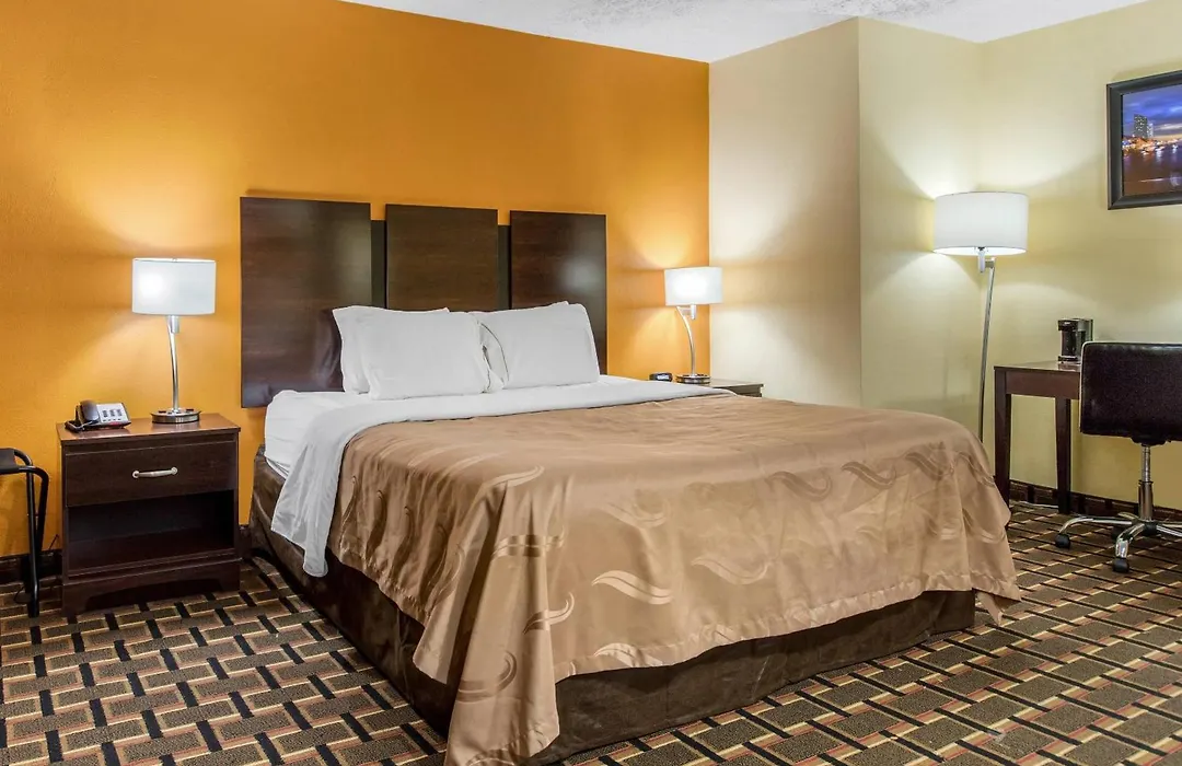 Quality Inn Grand Rapids Near Downtown-1
