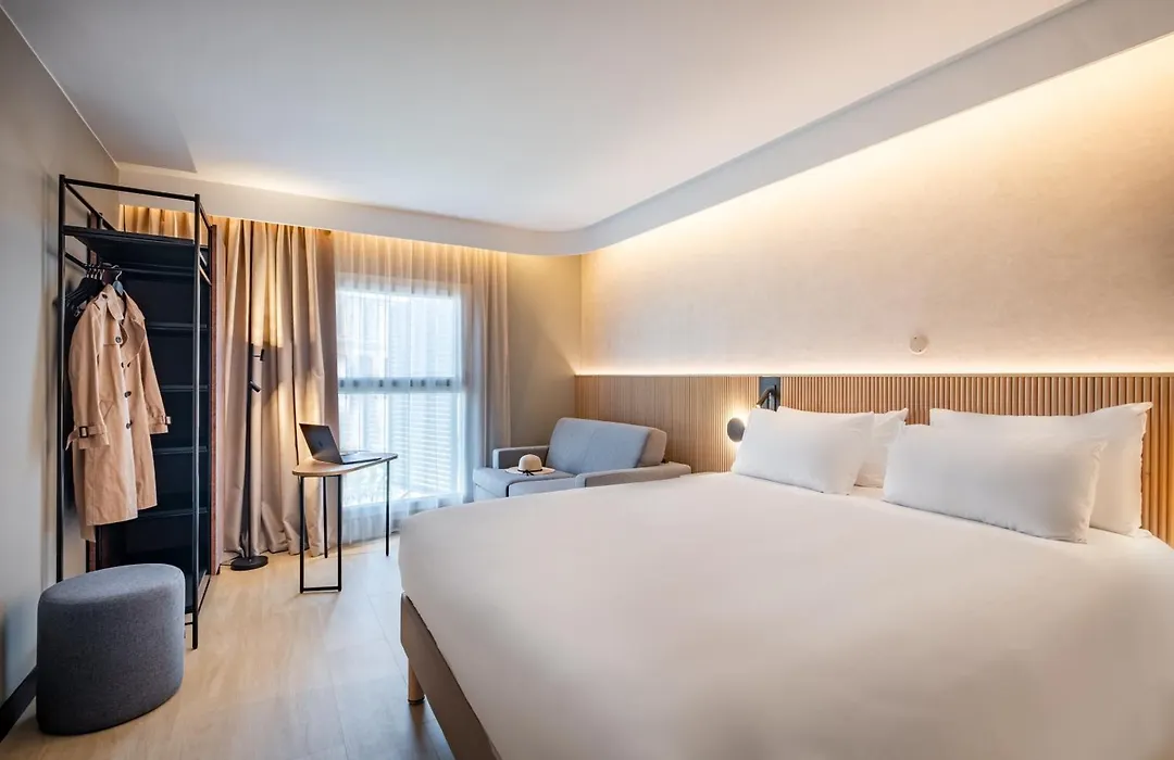 Holiday Inn Express Marseille Saint Charles, an IHG Hotel-1