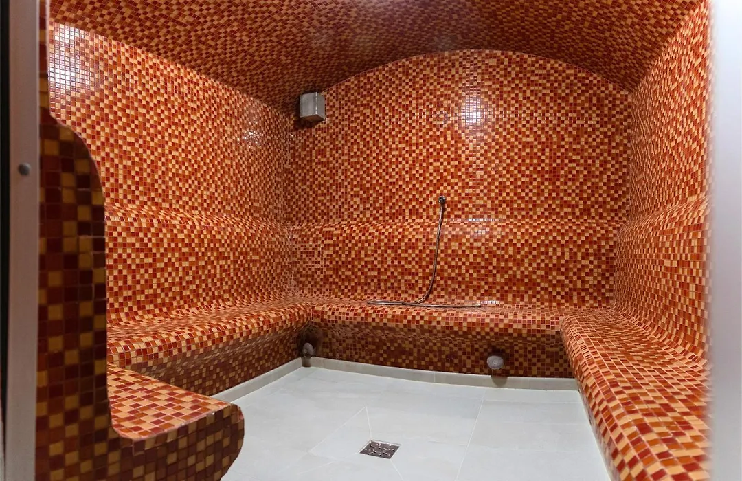 Hotel Moldova-1