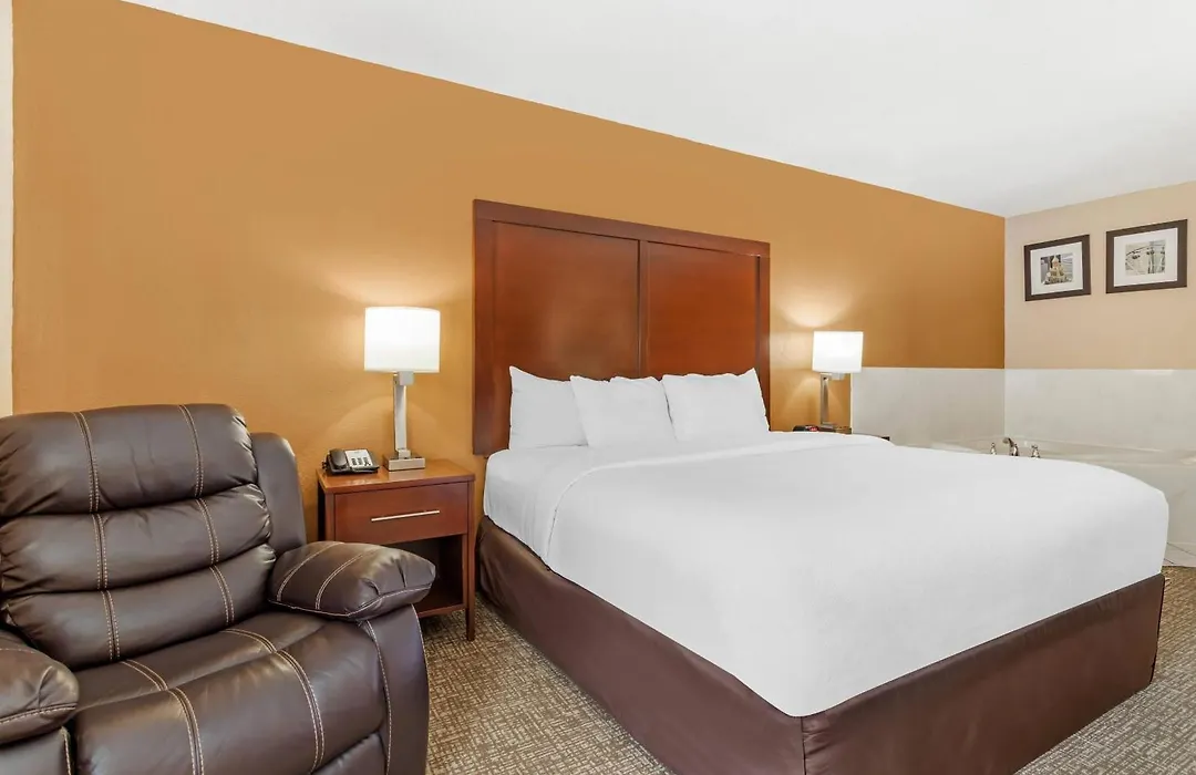 Comfort Inn North Conroe-1
