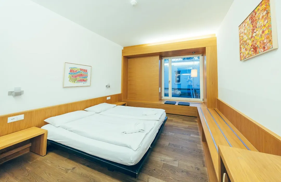 Hotel By Hyve Basel-1