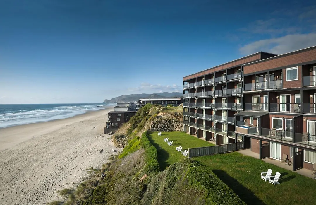 Starfish Manor Oceanfront Hotel-1