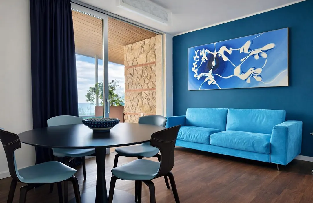 Isola Bella Infinity Suites-1
