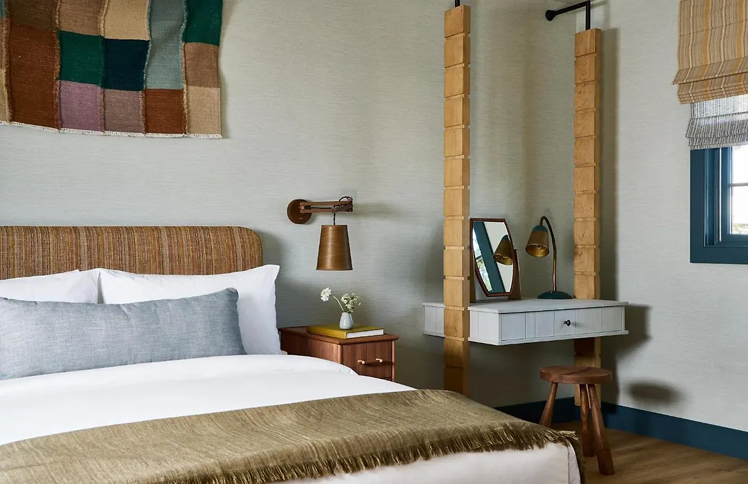 Hotel Corduroy-1