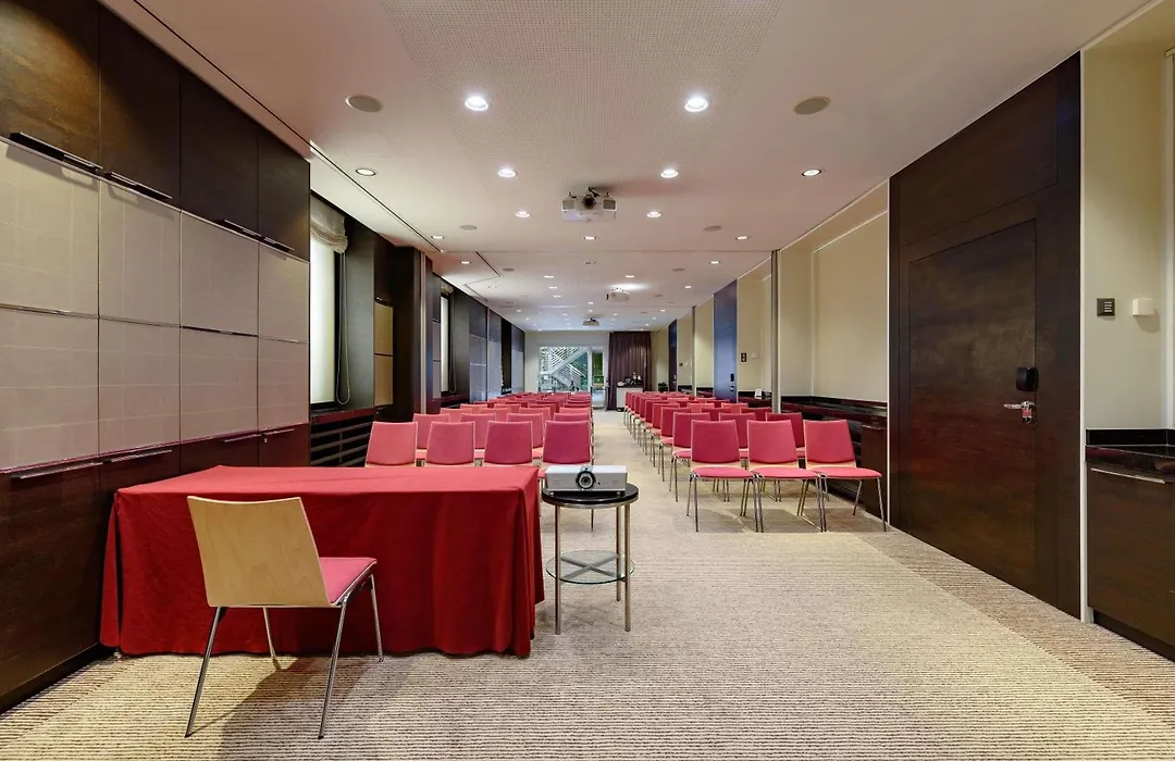 Moevenpick Hotel Lausanne-1