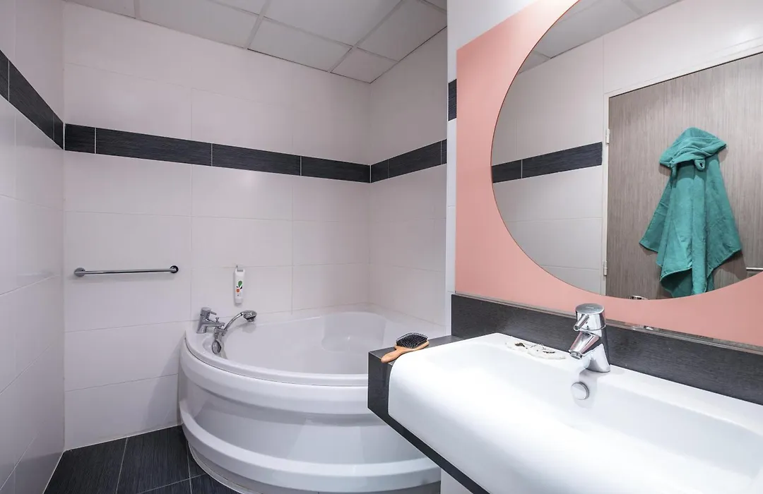 ibis Styles Marseille Plan de Campagne-1