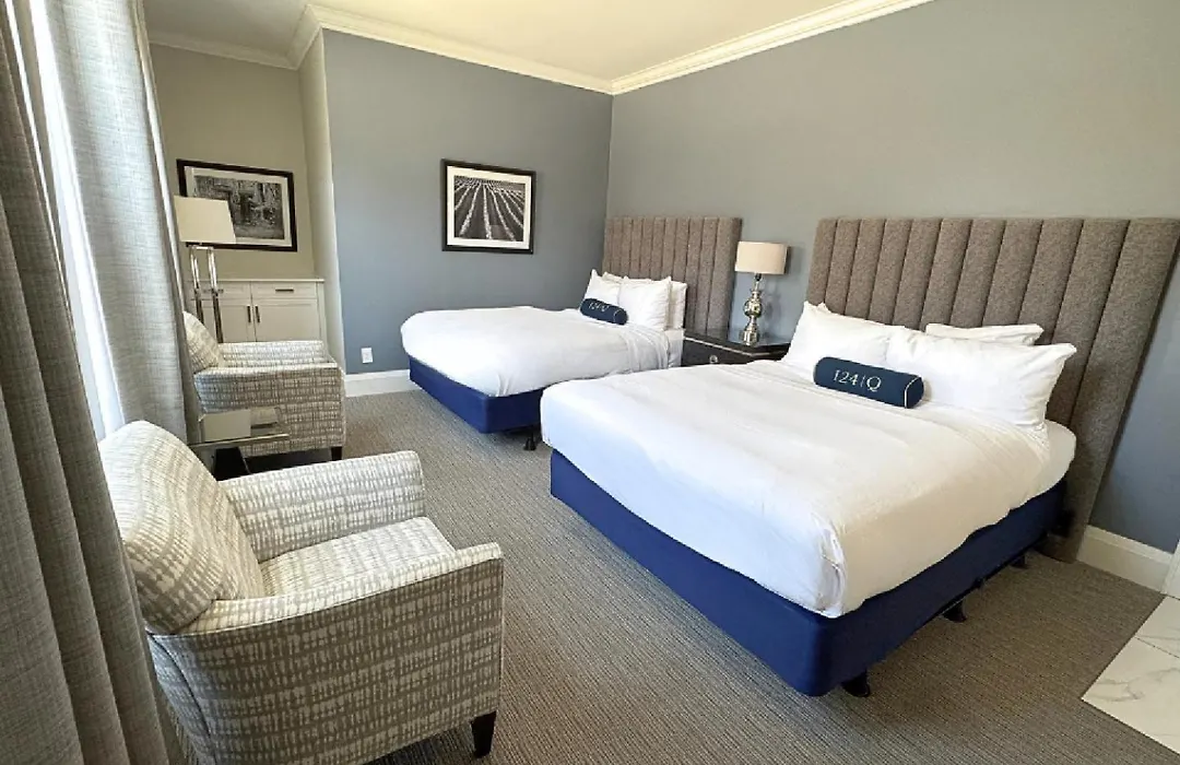 124 On Queen Hotel & Spa-1