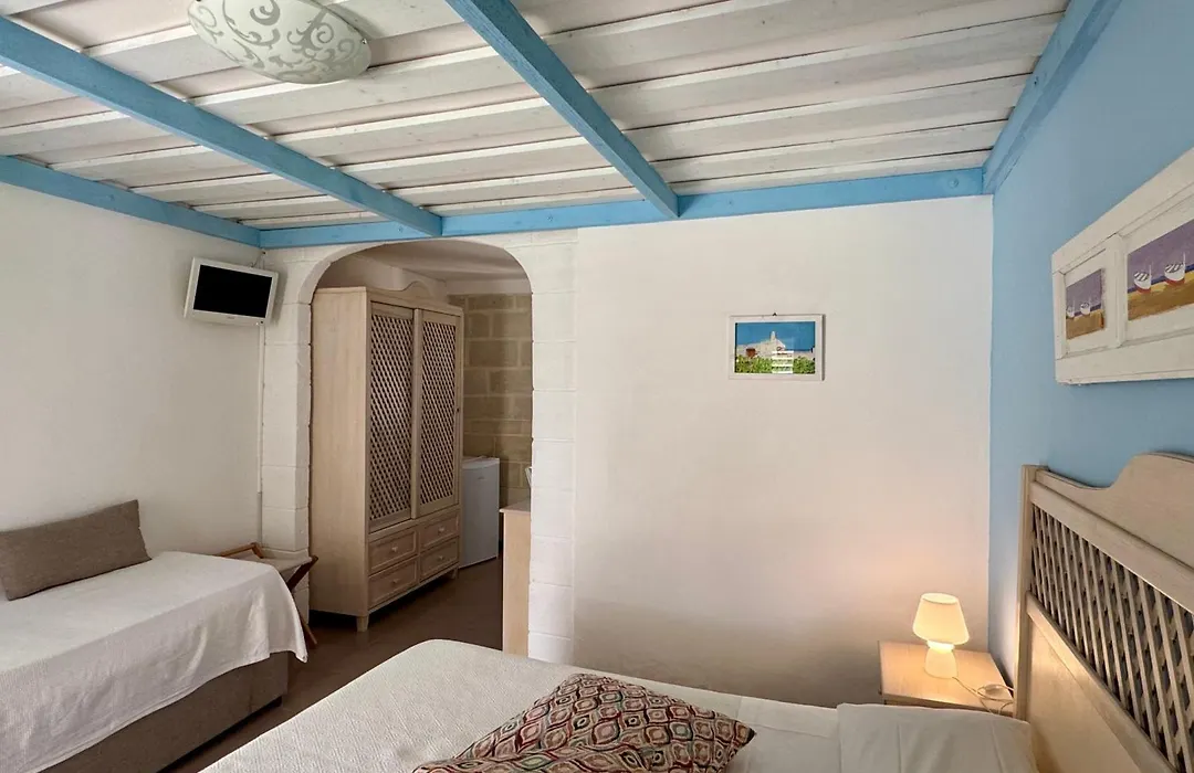 Albergo isola mia-1
