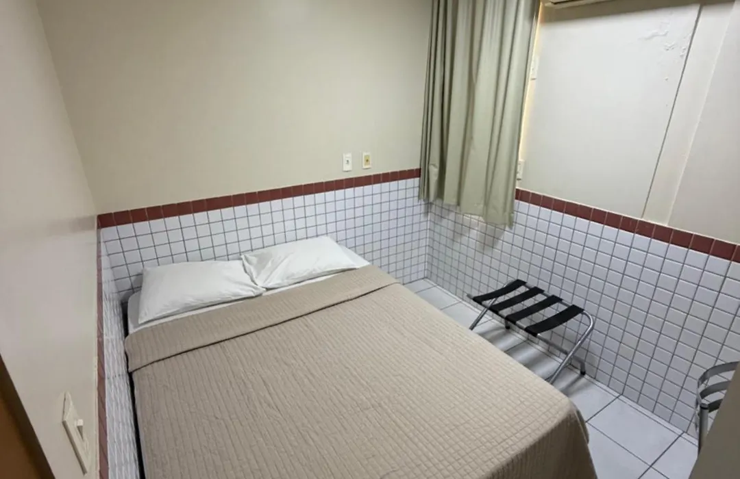 Hotel Ideal-1