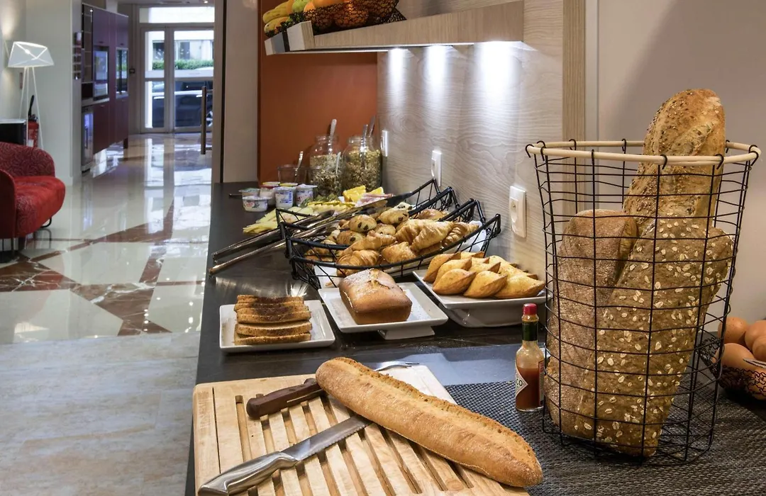 Mercure Paris Pont de Levallois Neuilly-1