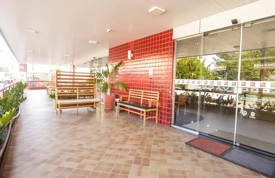 Ibis Teresina-1