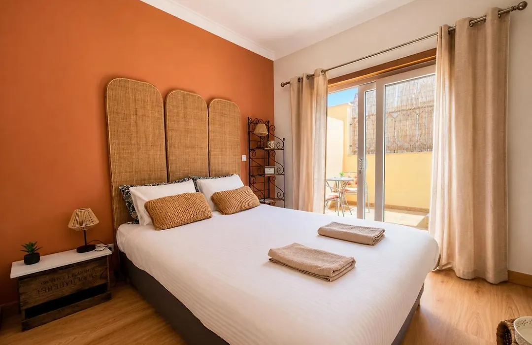 Cosy Room With Bathroom And Private Access-1